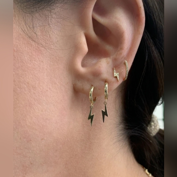Brand New Van Der Hout 10K Gold Lightning Bolt Huggie Earrings - Picture 2 of 5